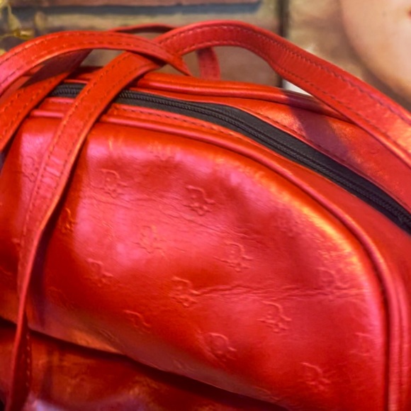 🔥VINTAGE 🔥DIOR🔥RED 🔥LEATHER 🔥CROSSBODY 🔥AUTHENTIC 🔥 - Picture 7 of 17